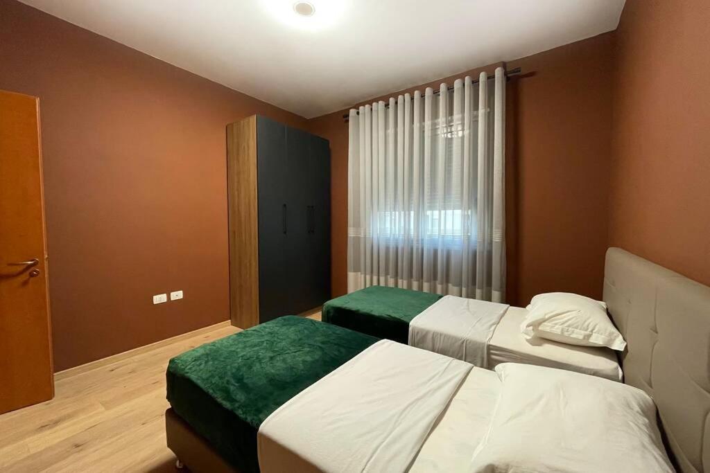 The Brownie Apartment Vlore Exterior photo